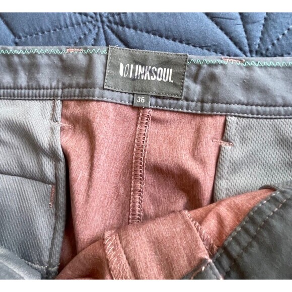 Linksoul Golf Clay Red‎ “Boardwalker” Golf Shorts Size 36 Flaw Read - Picture 8 of 10